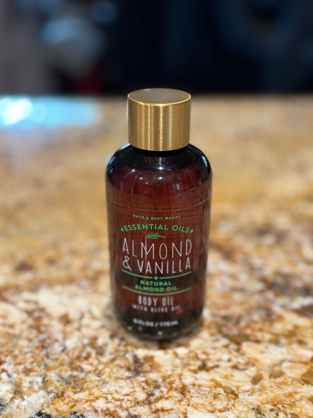 Bath & Body Works Almond & Vanilla Body Oil - Brown Bottle with Gold Cap